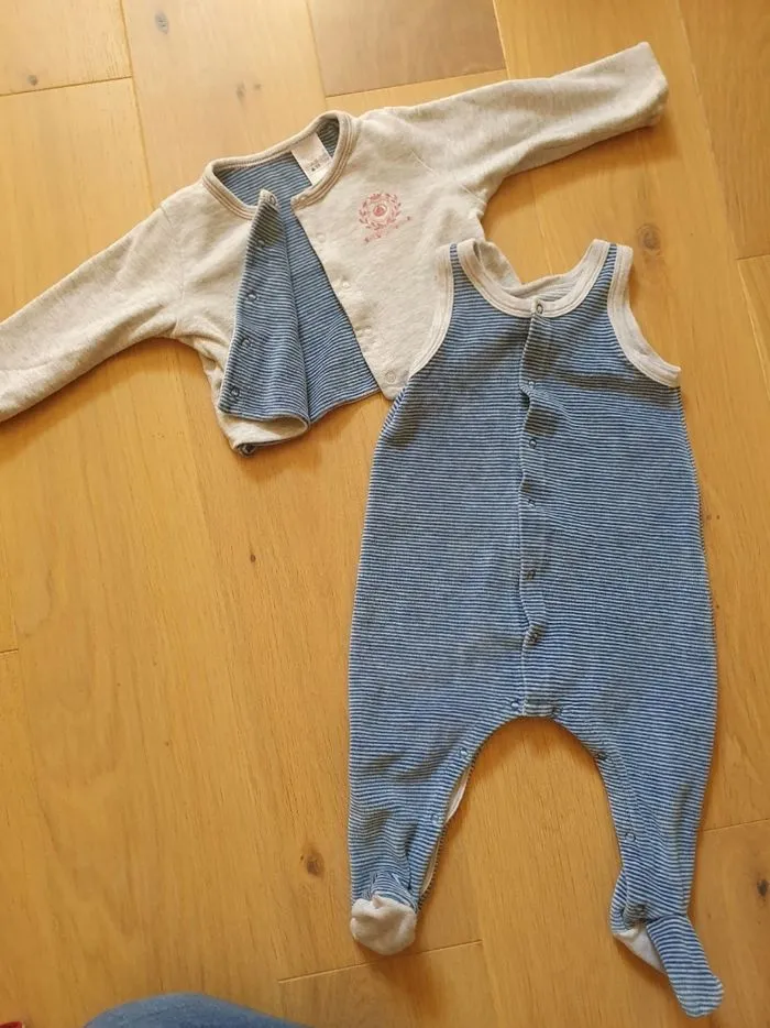 Ensemble pyjama avec pied / veste manches longues - Petit Bateau - 6 mois  | Beebs