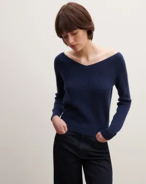 Pull V ajusté décolleté