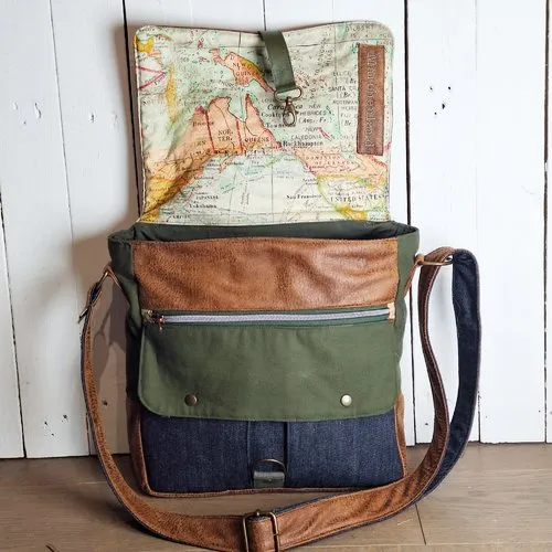 Sac à bandoulière pour homme en faux-cuir camel, jeans bleu, tissu de coton kaki, tissu  cartes et mappemonde