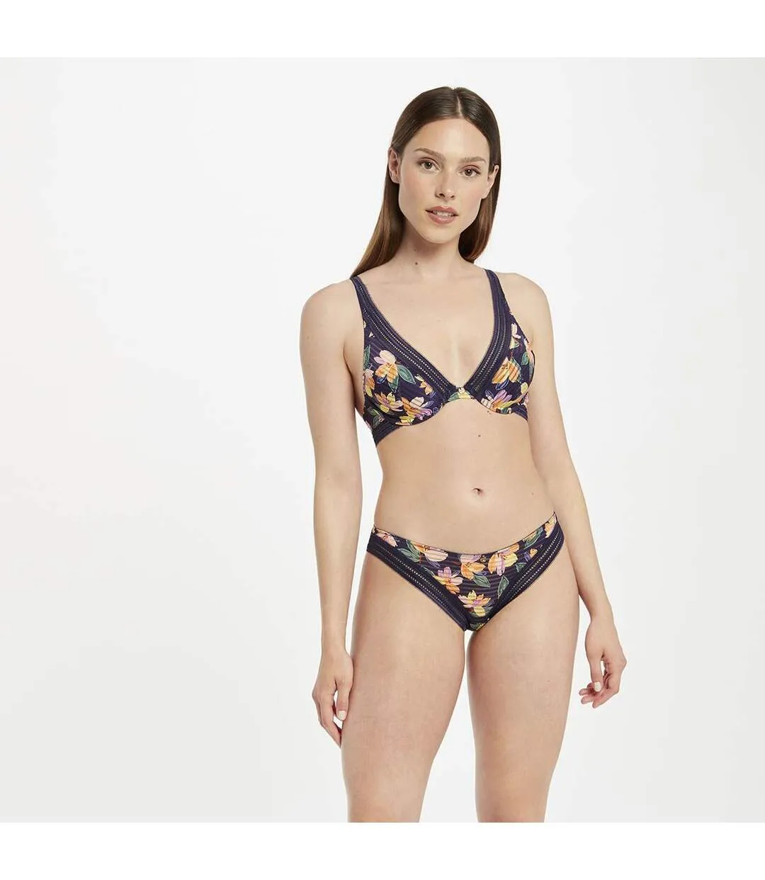 Soutien-gorge ampliforme coque moulée bleu marine Armelle